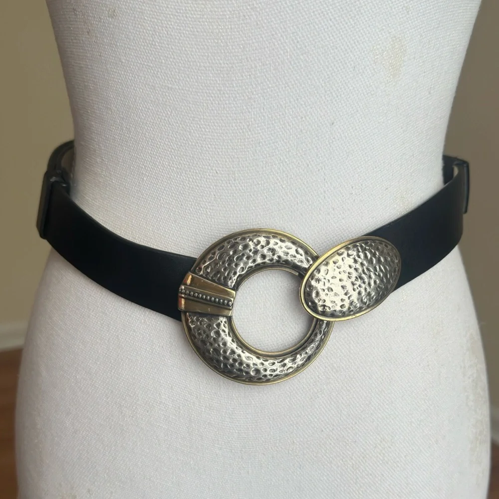 Chico’s Black Leather Slouch Belt Hammered Metal M/L